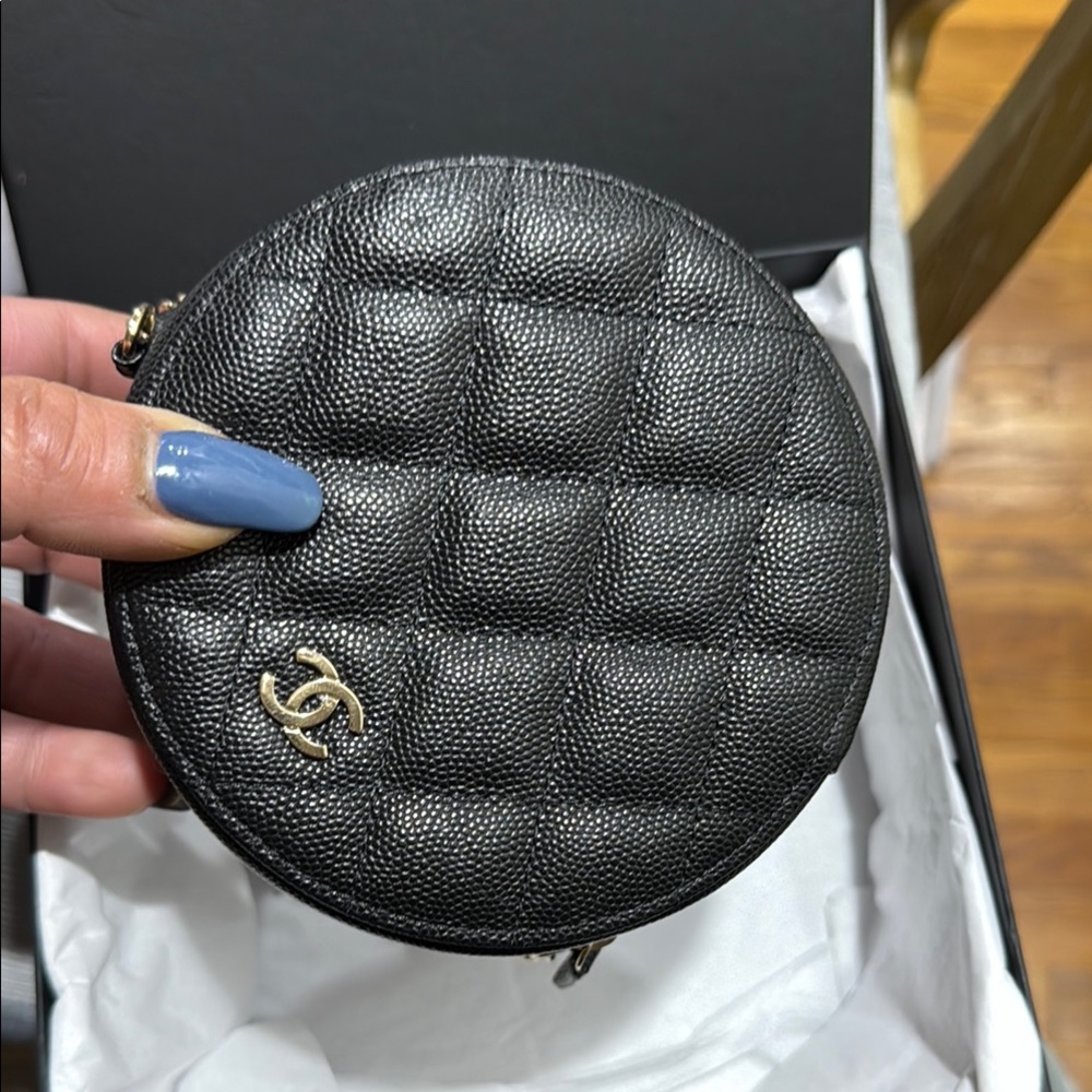 CHANEL Black Mini Quilted Bag with Metallic Hardware - Picture 4 of 7
